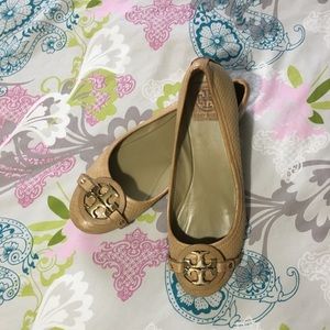 Tory Burch Tan Snake Skin size 8.5